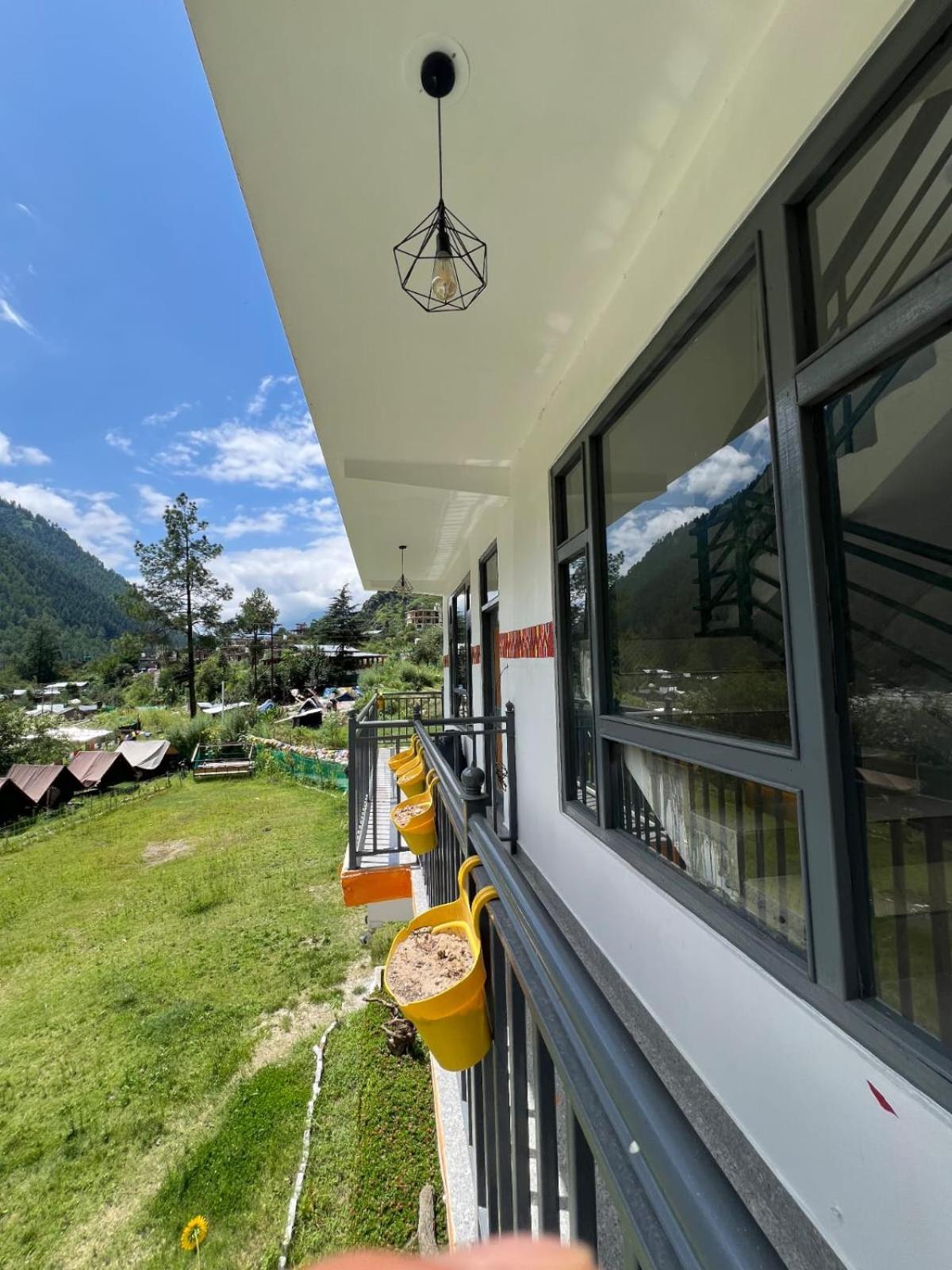Himtrek Stay Kasol Exterior photo